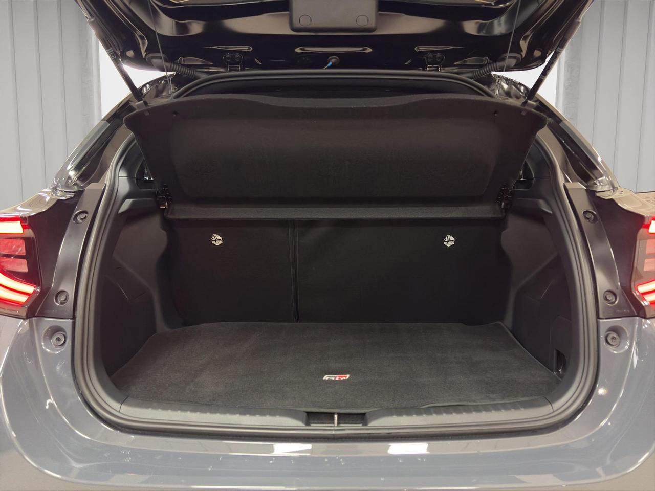 Toyota Yaris 1.5h 130 GR Sport