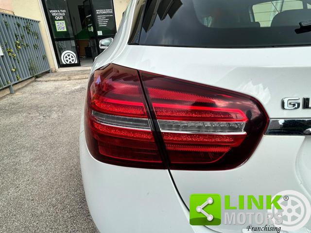 MERCEDES-BENZ GLA 180 PREMIUM AUTOMATICA
