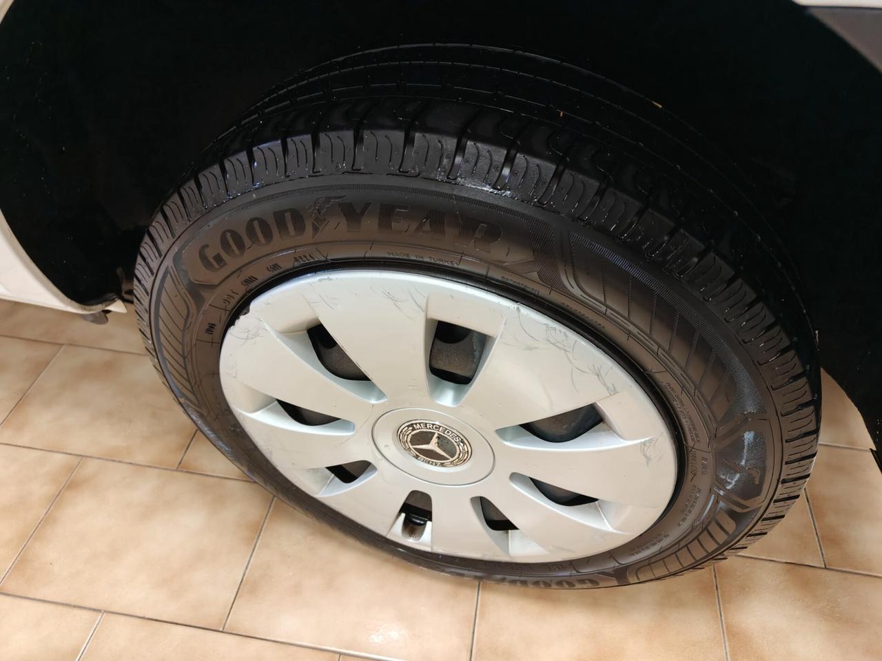 Mercedes Benz