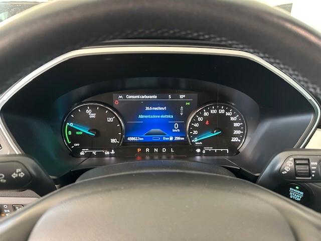 Ford Kuga 2.5 Full Hybrid 190 CV CVT 2WD Connect