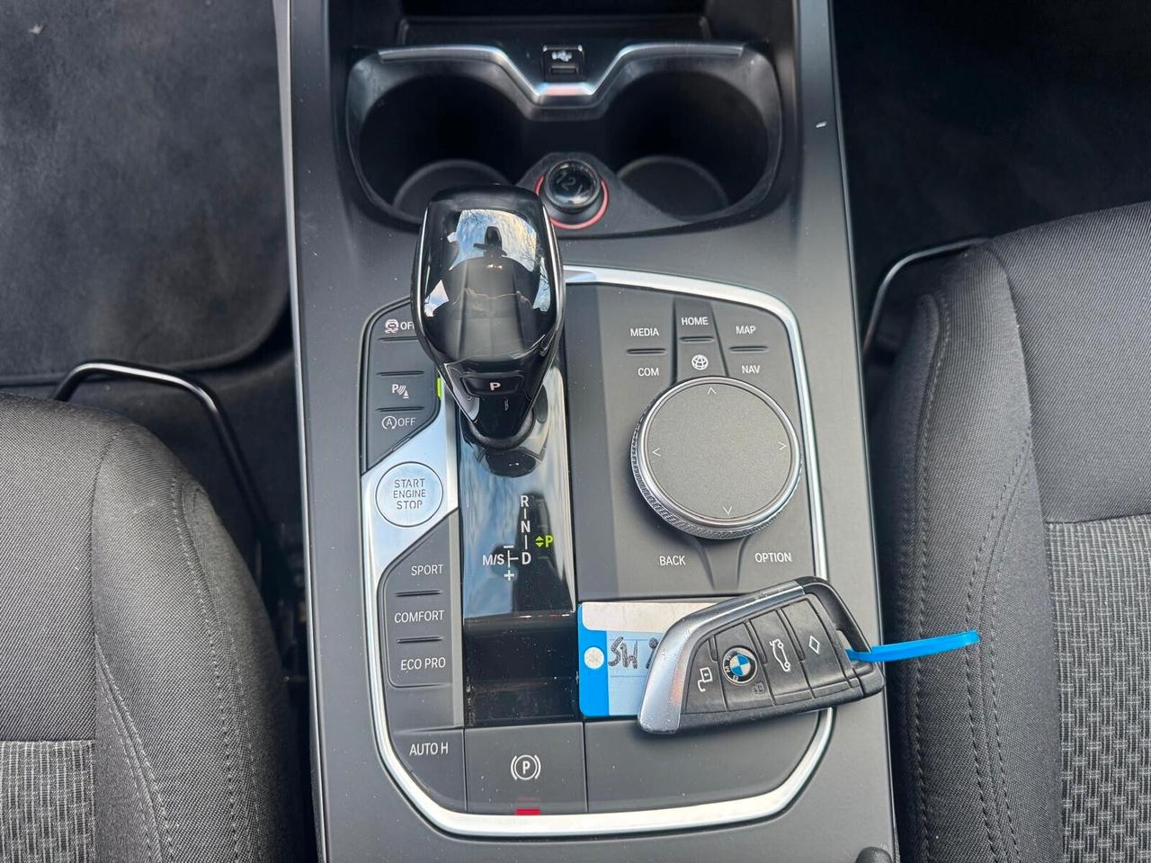 BMW 116d 5p. Sport AUTO LED NAVI RETROCAMERA