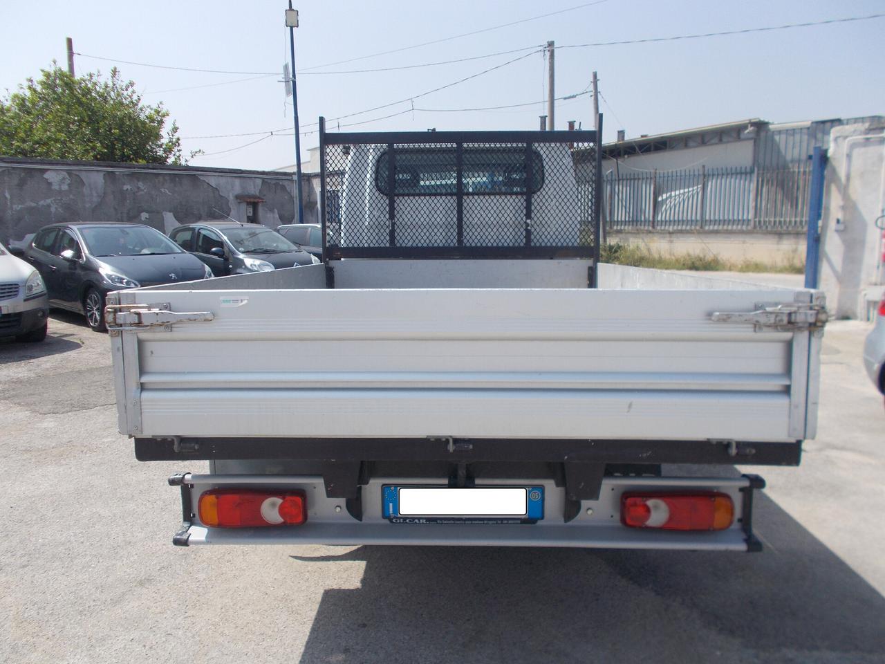 iveco nissan cabstar 35.13 2005 doppia + cassone fisso