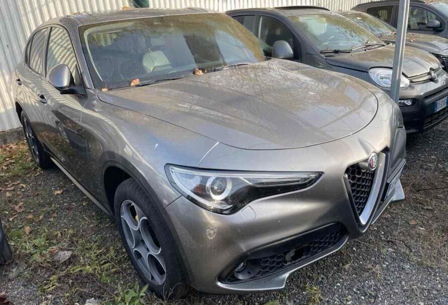 Alfa Romeo Stelvio 2.2 Turbodiesel 210 CV AT8 Q4 Executive 2019
