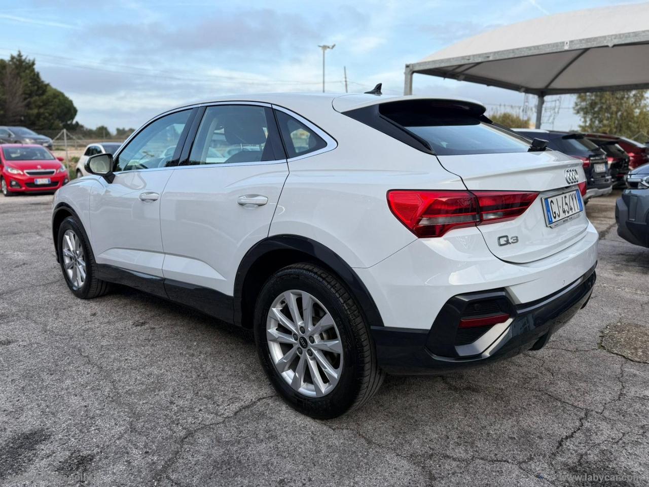 AUDI Q3 SPORTBACK 35 TDI S tronic Business Plus