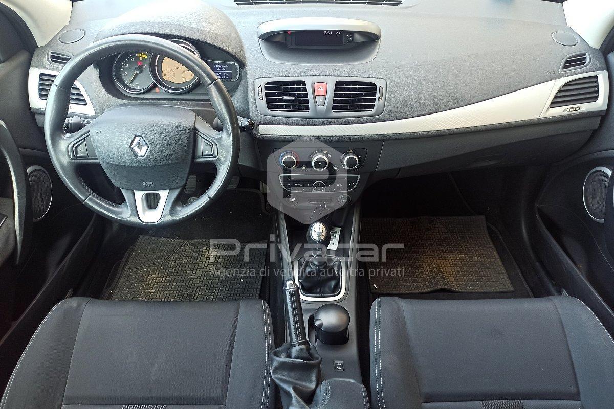 RENAULT Mégane 1.5 dCi 110CV Dynamique
