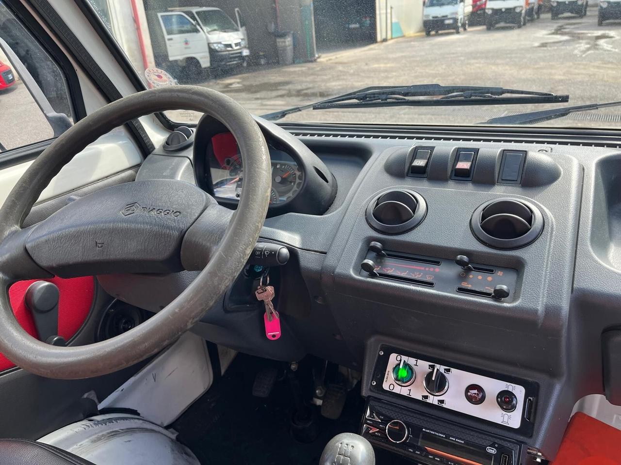 Piaggio quargo con vasca/rib.-700 cc- Diesel -2014