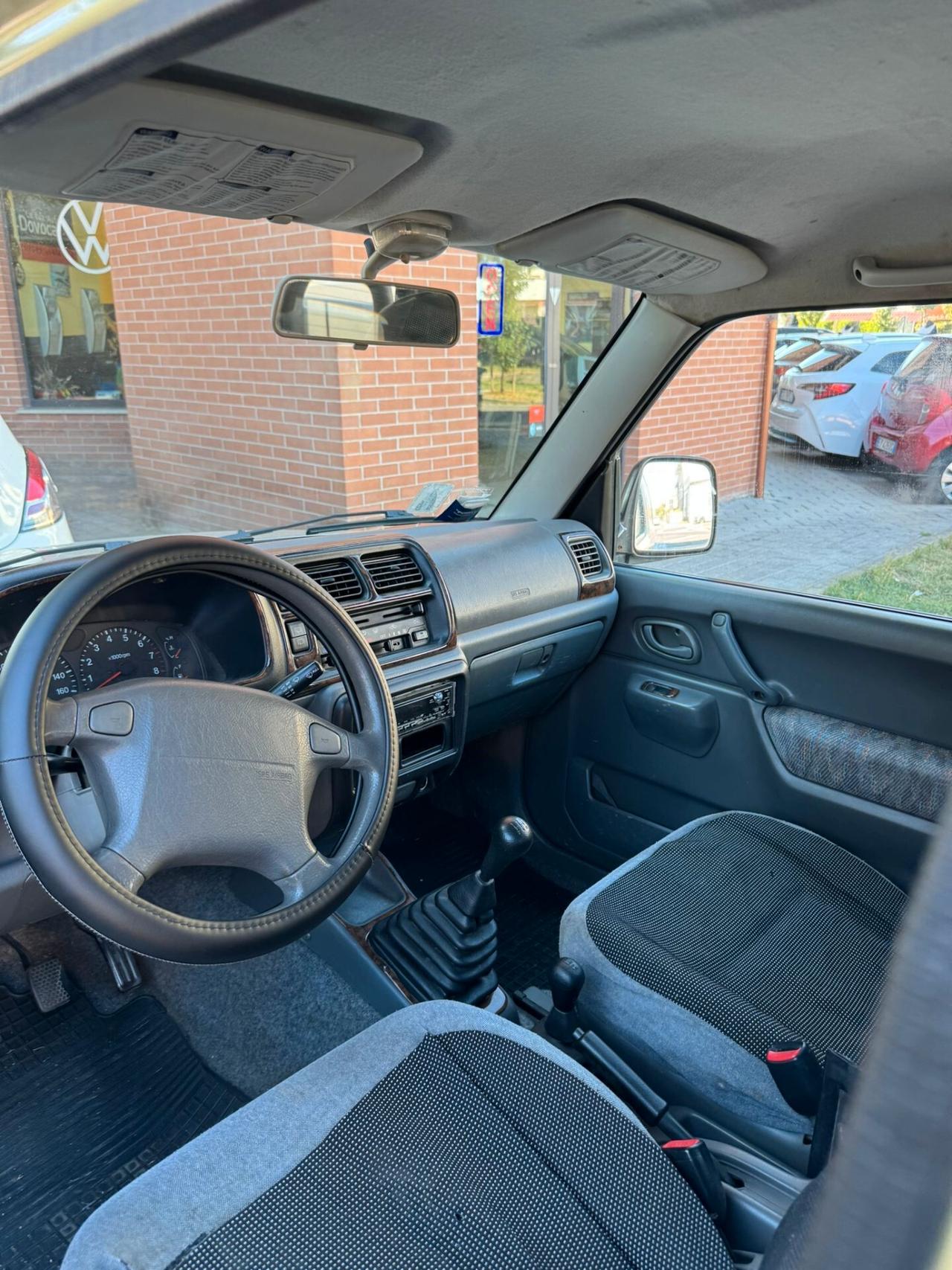 Suzuki Jimny 1.3i 16V cat 4WD JLX