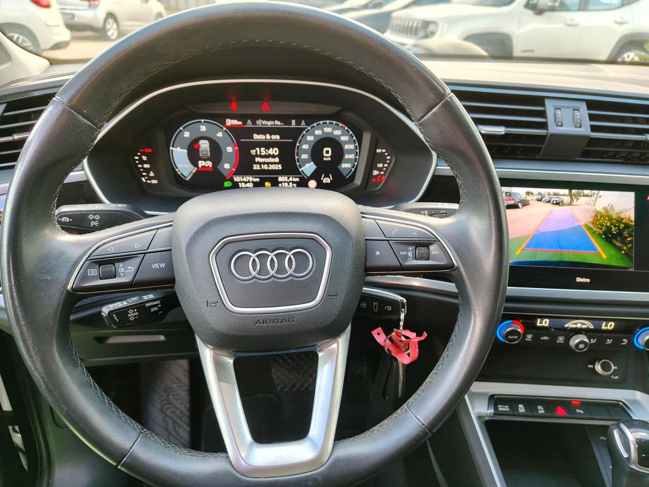 Audi Q3 SPB 35 TDI Identity Black S tronic - 2022