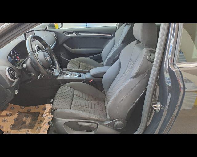 AUDI A3 1.6 tdi 110cv s-tronic