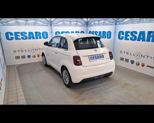 FIAT 500e 3+1 42 kWh