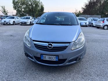 Opel Corsa 1.2 3 porte Club