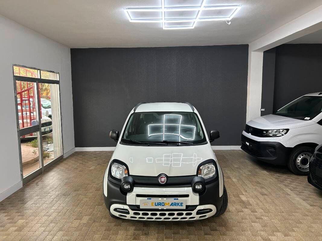 Fiat Panda 1.0 hybrid City Cross s&s 70cv