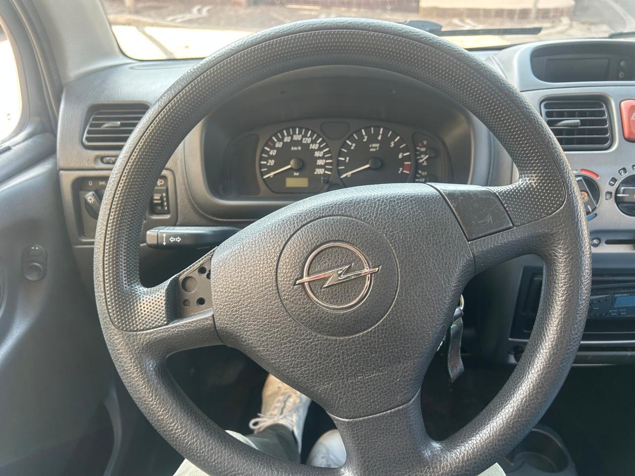 Opel Agila 1.0 12V Fashion Line