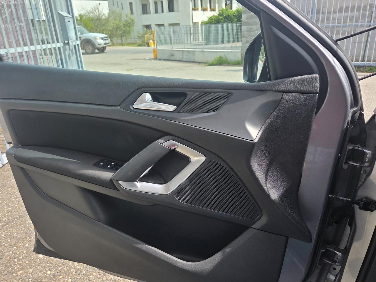 Peugeot 308 BlueHDi 100 Cv Business Nessun obbligo finanziario