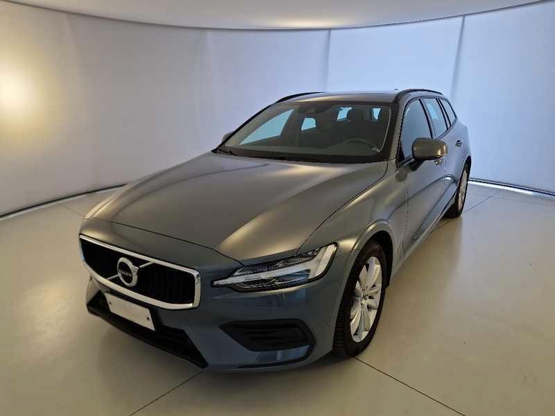 VOLVO V60 B4 D autom. Momentum Business WAGON