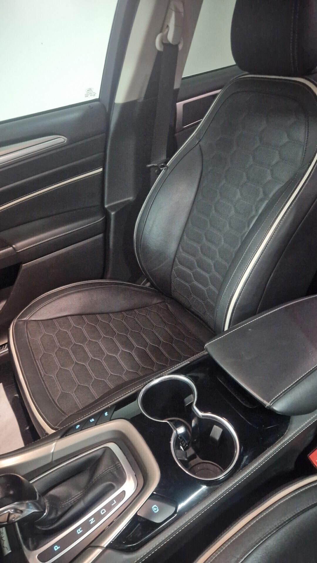 Ford Mondeo Full Hybrid 2.0 187 CV eCVT 4 porte Vignale