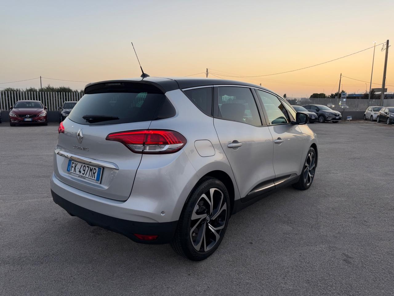 RENAULT SCENIC 1.6 DCI 130 BOSE STRAFUL LED MY17