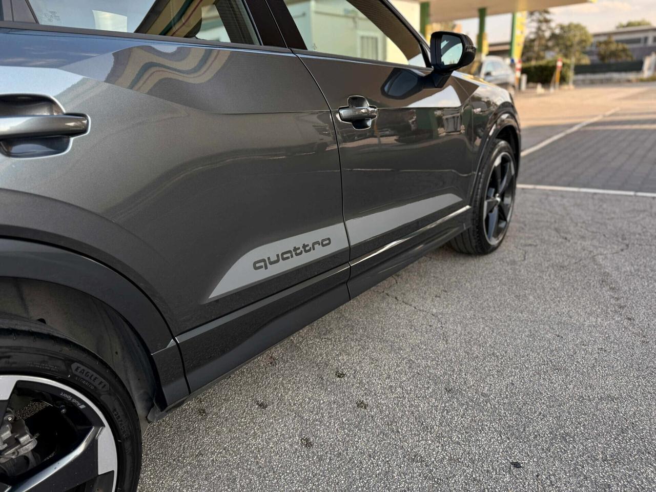 Audi Q2 35 TDI quattro S tronic line Edition
