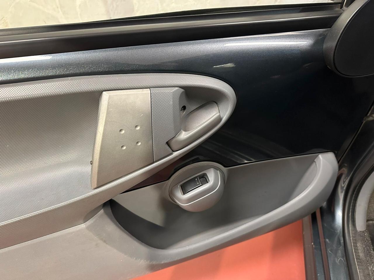 Citroen C1 1.0 3 p. CMP-5 AMIC1 AUTOMATICA