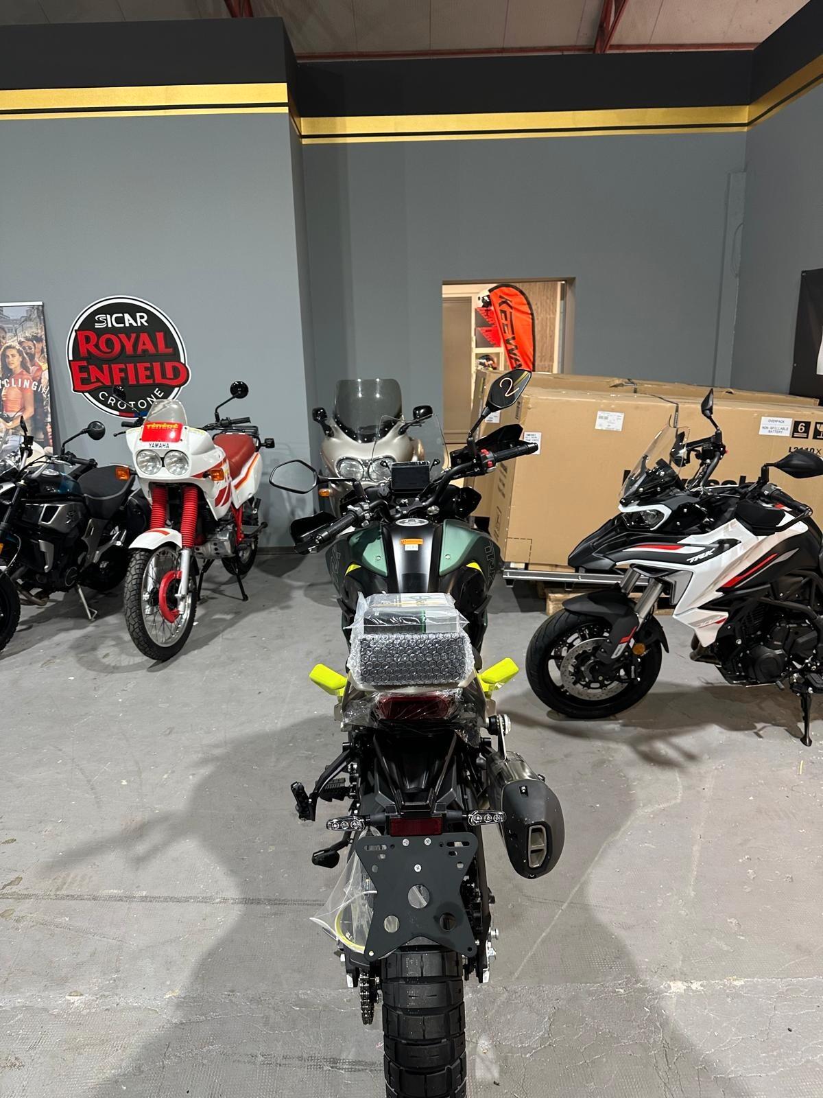 BENELLI TRK 702 X
