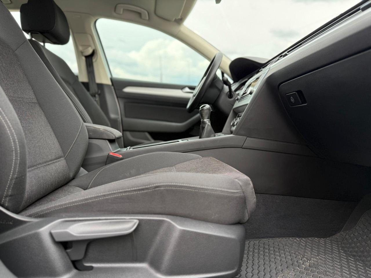 Volkswagen Passat 2.0 TDI Comfortline BlueMotion Technology
