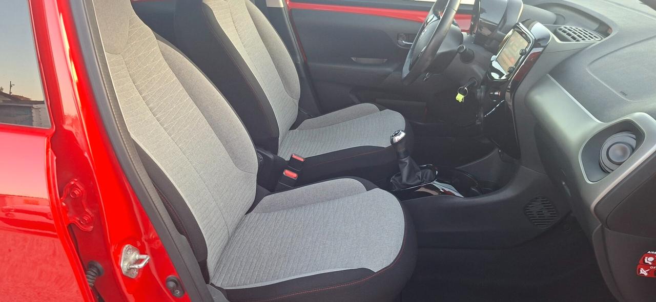 Citroen C1 VTi 68 5 porte Shine GARAN. 12 MESI