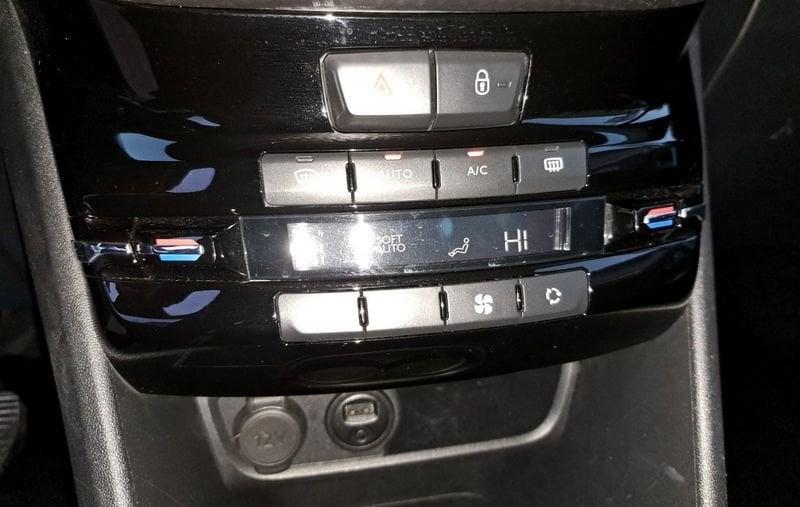 Peugeot 2008 2008 1.6 bluehdi Allure 100cv my16