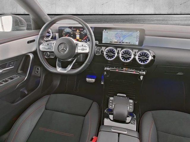 MERCEDES-BENZ CLA 250 Automatic Premium