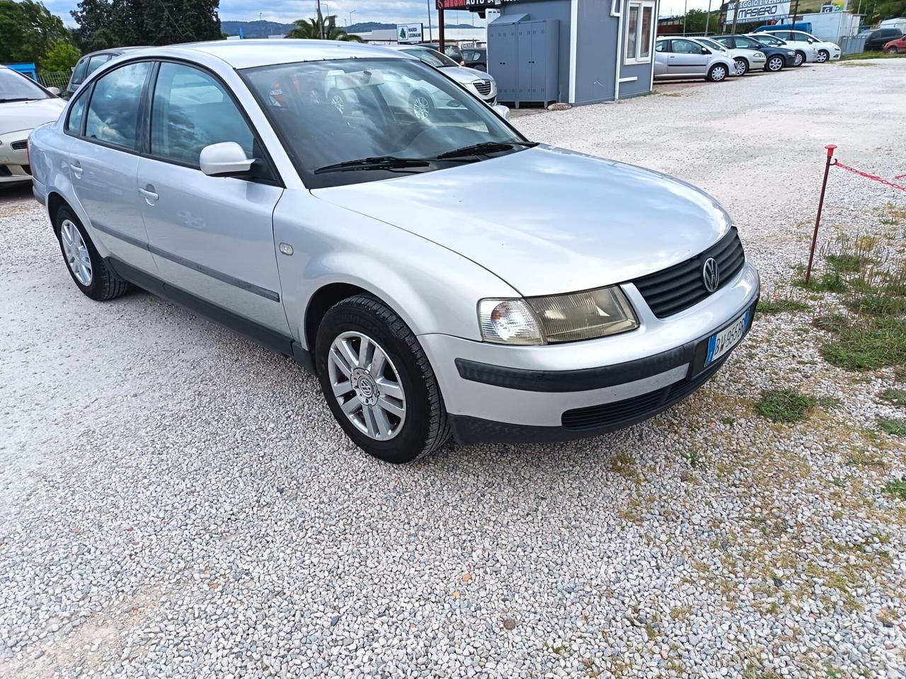 VOLKSWAGEN PASSAT BERLINA 1.9 TDI 116 CV – MOTORE COMPLETAMENTE RIFATTO OCCASIONE