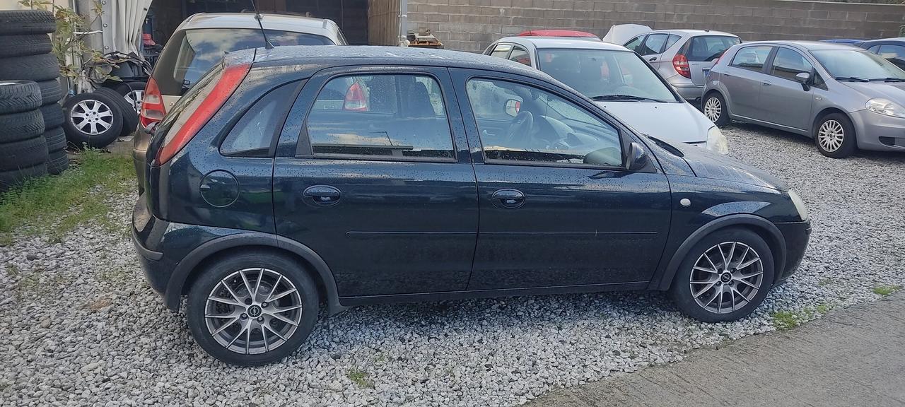 opel corsa 1.2 ottime condizioni