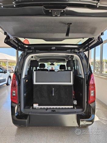 OPEL Combo Life KM0 per trasporto disabili