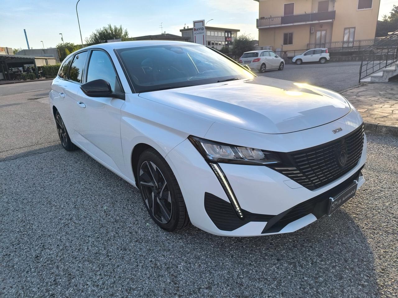 Peugeot 308 BlueHDi 130 S&S EAT8 SW Allure Pack