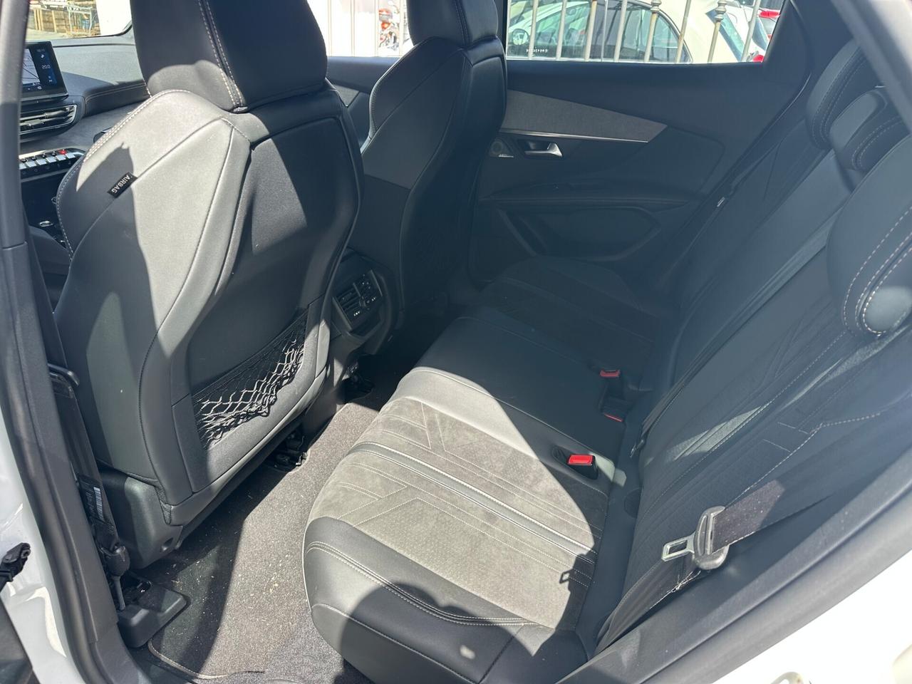 Peugeot 3008 BlueHDi 130 EAT8 GT Pack 2021