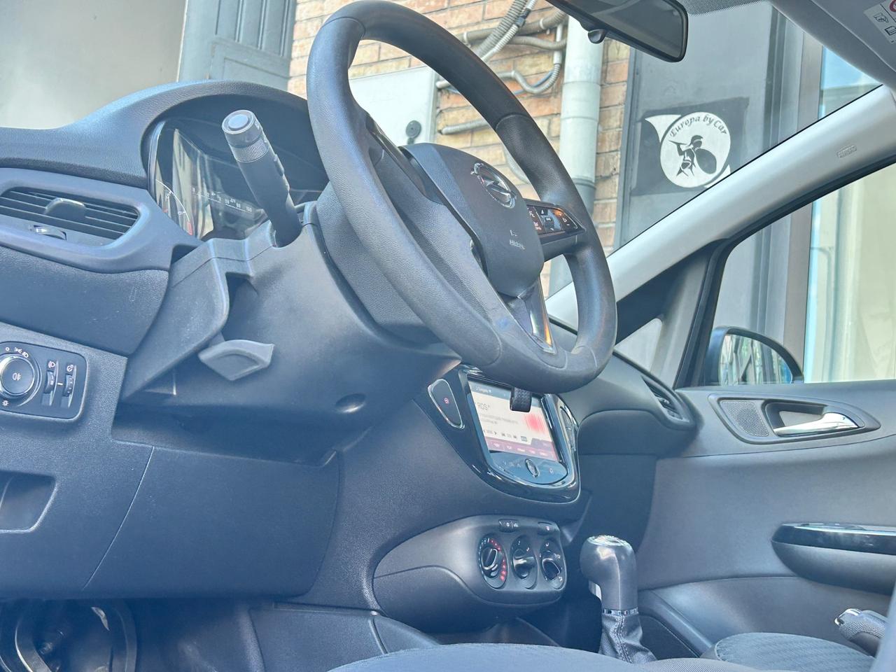 Opel Corsa 1.2 5 porte