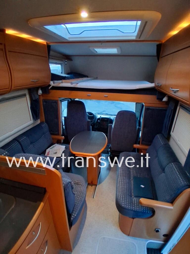 Frankia I 650ED Mansardato con letti a castello in coda