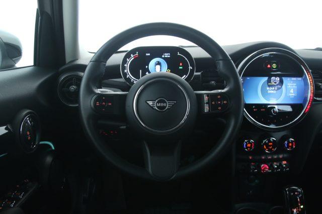 MINI Cooper 1.5 Cooper Essential 5 porte *SCONTO IMMEDIATO*