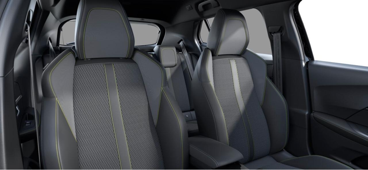 PEUGEOT 2008 2ª serie 2008 Hybrid 145 e-DCS6 GT