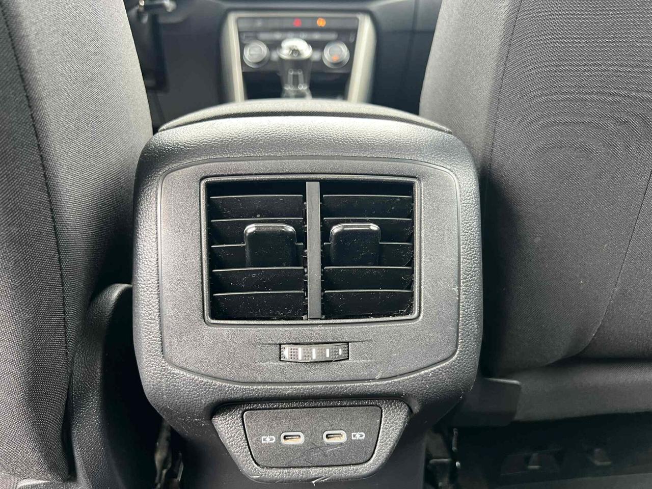 Volkswagen T-Roc 2.0 TDI 116Cv 6M -NAVI-CARPLAY