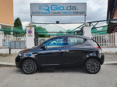 LANCIA YPSILON 1.0 HYBRID -2023