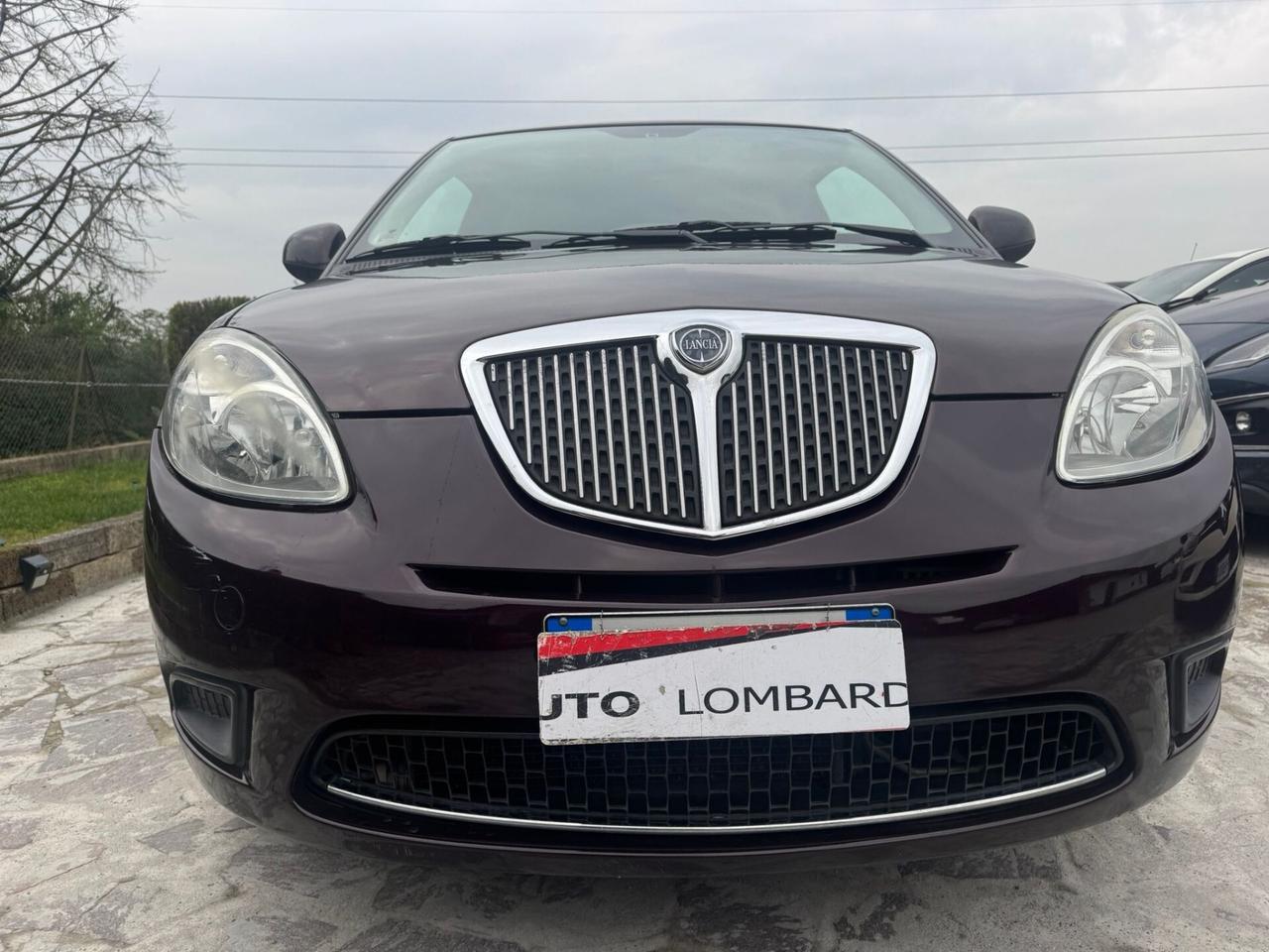 Lancia Ypsilon 1.3 MJT 75 CV Elle