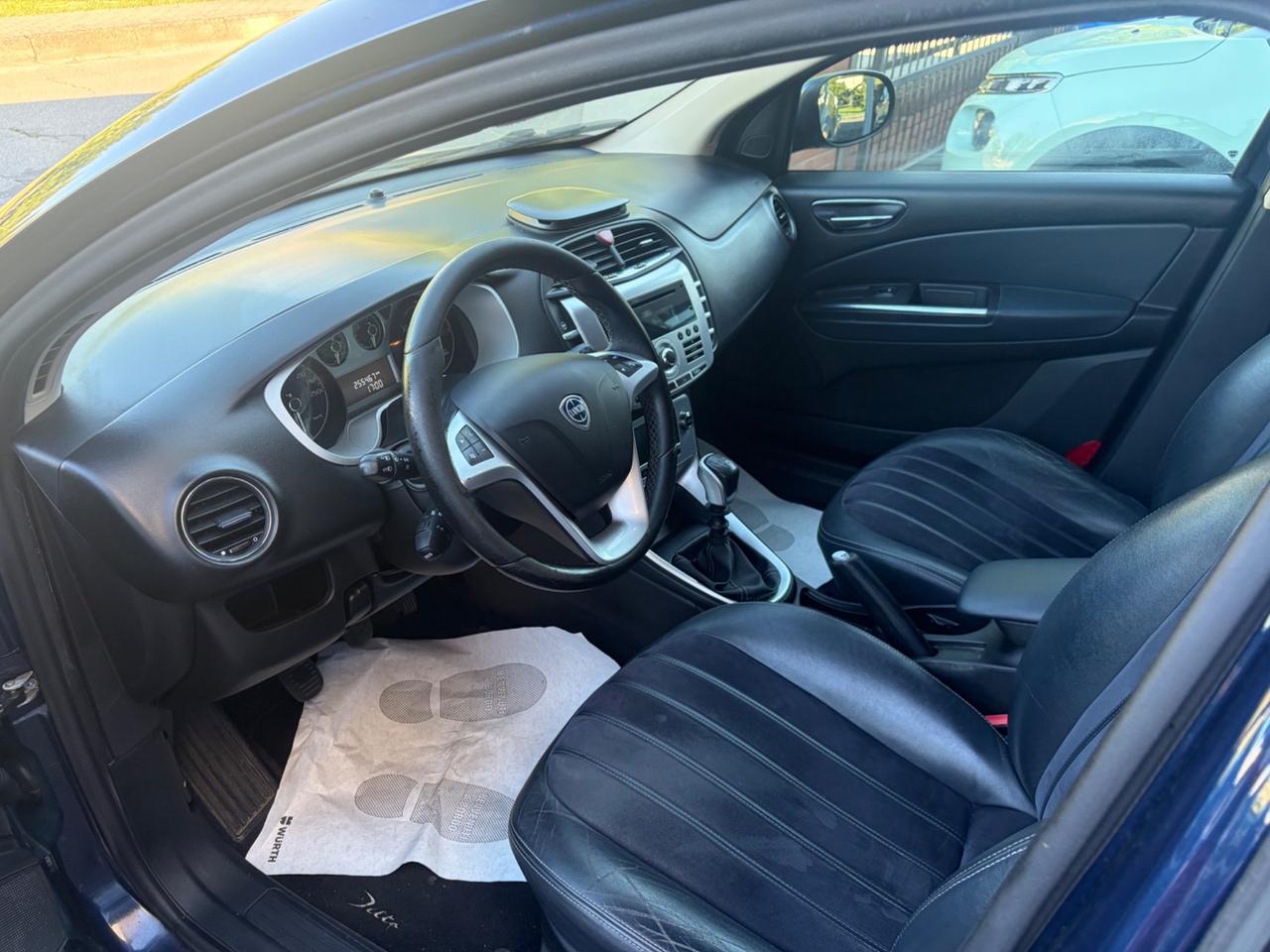 Lancia Delta 1.6 MJT DPF 120 CV Gold