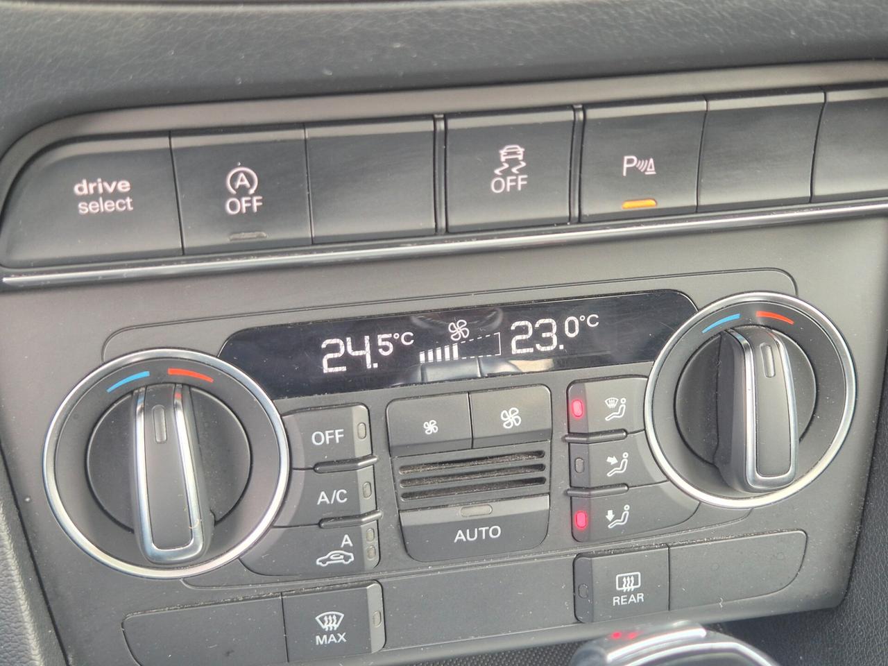 Audi Q3 2.0 TDI 150 CV quattro S tronic S-LINE