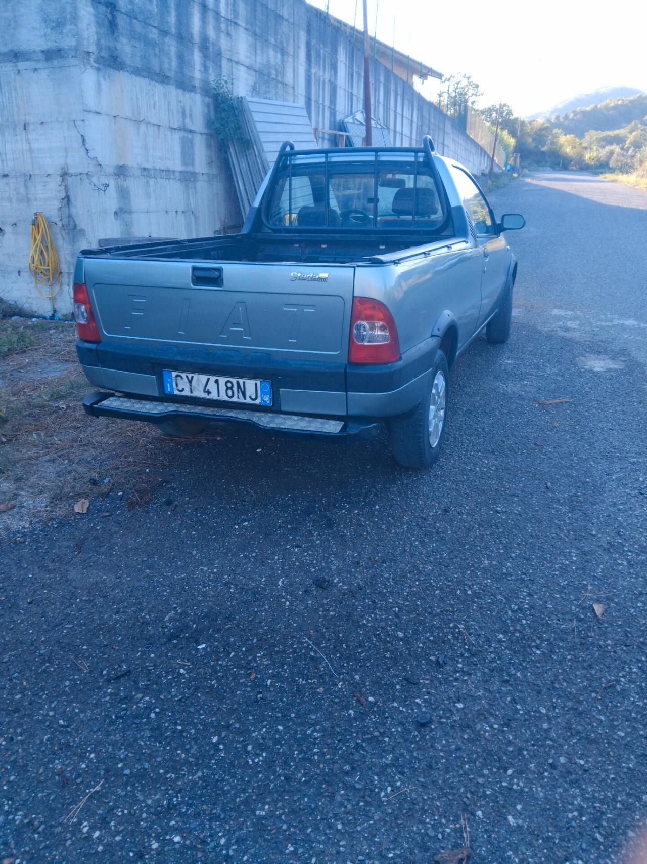 Fiat Strada 1.9 JTD Pick-up