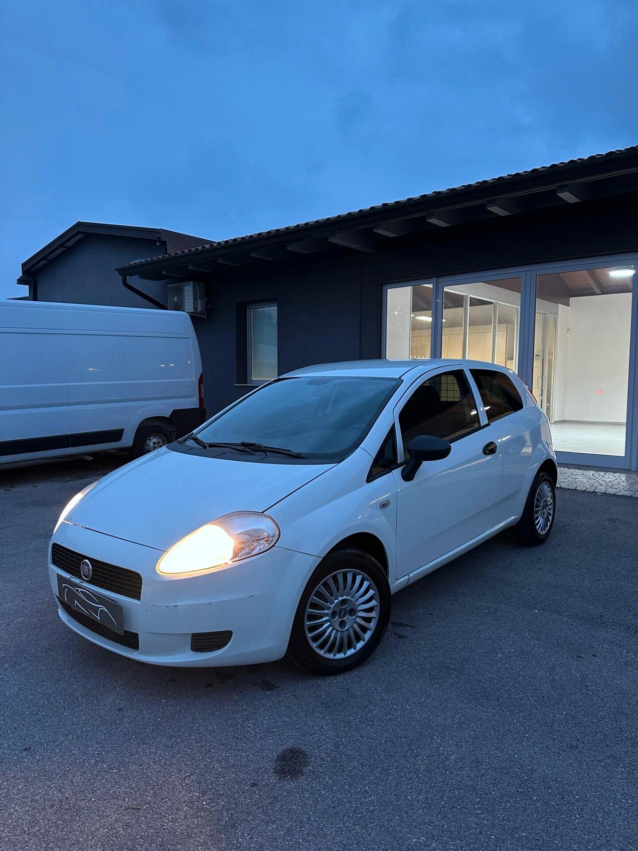 FIAT GRANDE PUNTO 1.3 MJT 75CV VAN