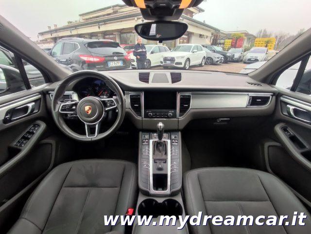 PORSCHE Macan 2.0
