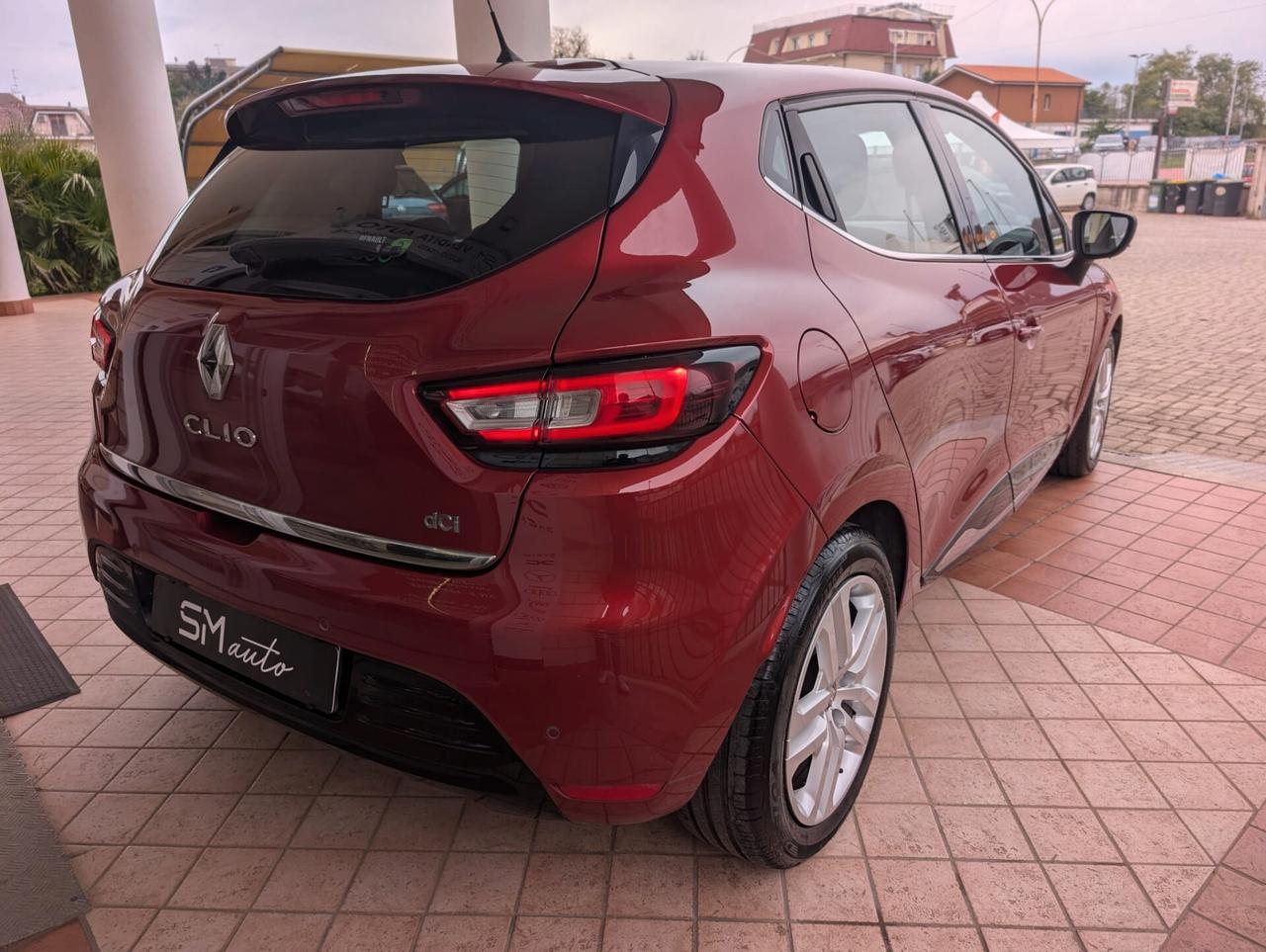 Renault Clio dCi 8V 90CV Start&Stop 5 porte Energy Intens -FINANZIAMENTO ANCHE SENZA BUSTA PAGA-