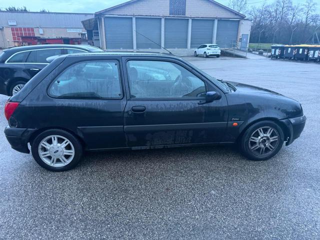 FORD Fiesta 1.2i 16V cat 3p senza nessun lavoro da fare
