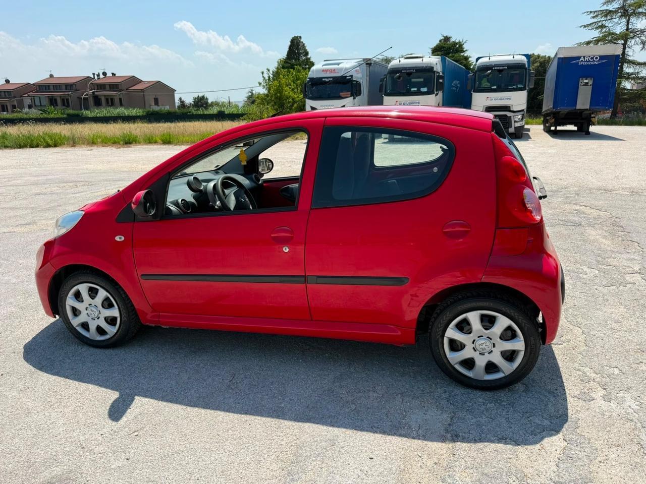 Peugeot 107 1.0 Benzina NEOPATENTATI UNIPROPRIETÀ