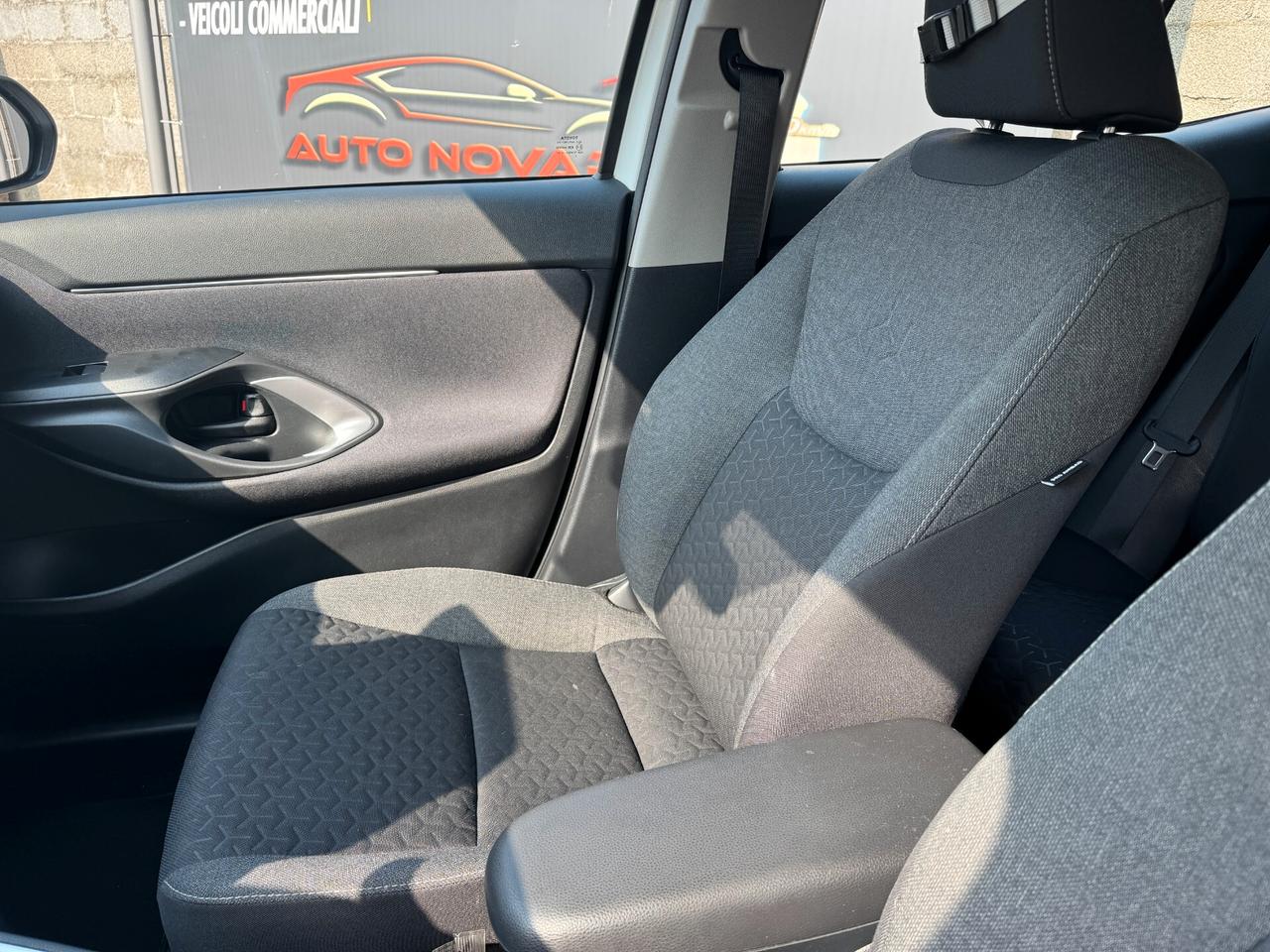 Toyota Yaris Cross 1.5 Hybrid 5p. E-CVT Business 85kw