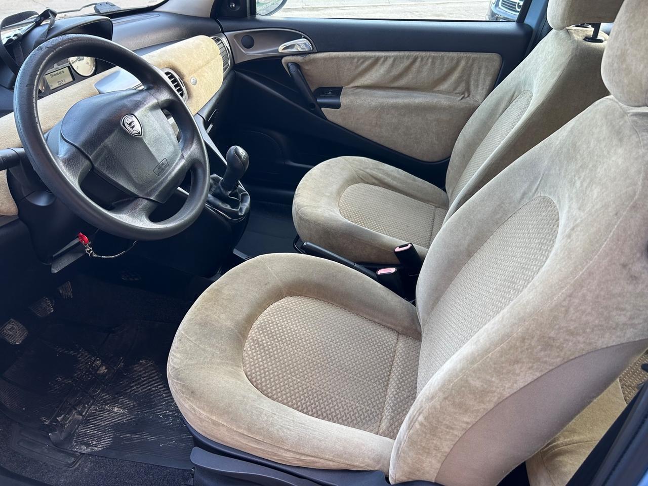Lancia Ypsilon 1.3 Multijet 16V Platino